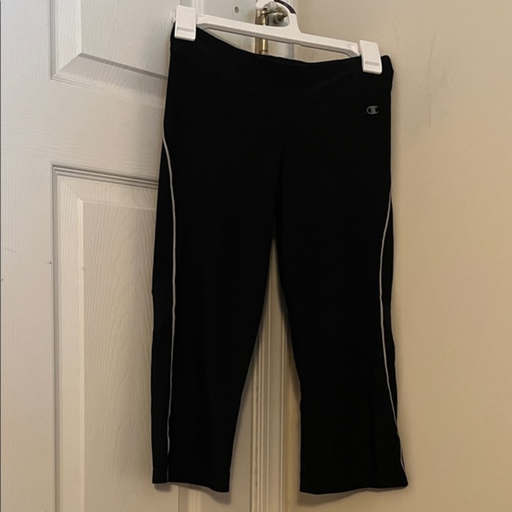 Champion Cropped Black Workout Leggings with White Trim